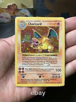 1999 Base Set SHADOWLESS Charizard HOLO 4/102 Pokemon Card Vintage