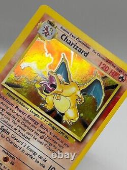 Charizard 4/102 Base Set Holo Rare Vintage 1999 WotC Pokemon TCG Card EX-MT