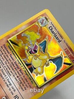 Charizard 4/102 Base Set Holo Rare Vintage English WotC Pokemon TCG Card