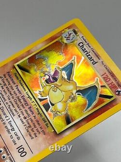 Charizard 4/102 Base Set Holo Rare Vintage English WotC Pokemon TCG Card