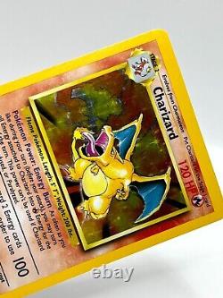 Charizard 4/102 Base Set Holo Rare Vintage English WotC Pokemon TCG Card