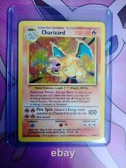 Pokémon TCG Charizard Base Set 4/102 Holo Unlimited Holo Rare