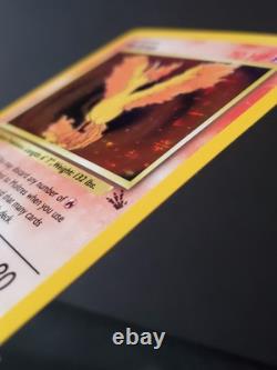 Pokémon TCG Moltres NM 1st Edition Fossil Set Holo Rare 12/62