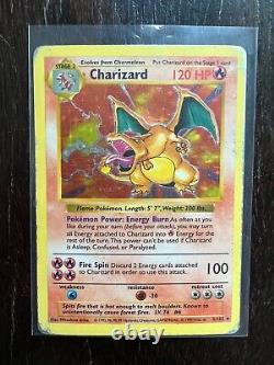 Shadowless Charizard (Base Set) 4/102 Holo Rare Pokemon Card WoTC