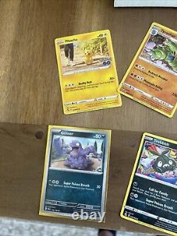 +10000- Lot de cartes Pokémon Tons de Hollows Rares, Peu Communes, V, VX, Charizard, Pikachu