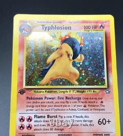 1ère Édition Typhlosion 17/111 Holo Rare Pokemon Card