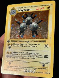 Carte Pokémon 1ère Édition Magnéton Base Set (sans ombre) 9/102 Rare Holo