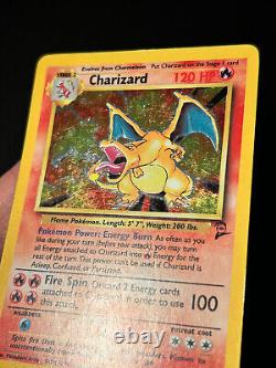 Carte Pokemon Charizard Base Set 2 Holo Rare 4/130