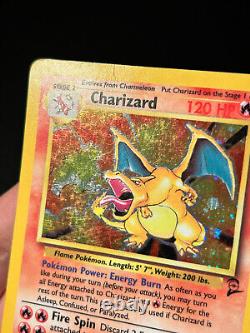 Carte Pokemon Charizard Base Set 2 Holo Rare 4/130