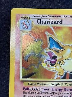 Carte Pokémon Charizard Base Set 4/102 Holo Rare Illimitée 047 ? Près du neuf NM+