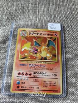 Carte Pokémon Charizard Set de Base Holo Japonais 1996 006