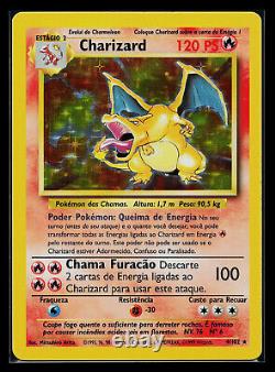 Carte Pokémon Charizard de la base PORTUGAISE Set 4/102 Holo Rare