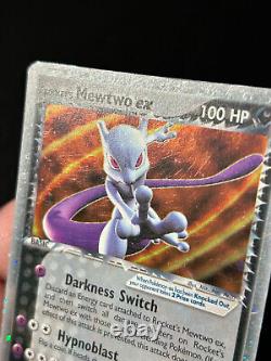 Carte Pokémon Mewtwo ex de la Team Rocket Retourne 99/109 Ultra Rare