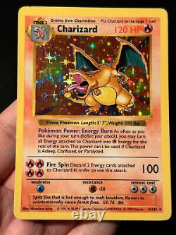 Carte Pokémon Ombreless Charizard Base Set 4/102 Holo Rare