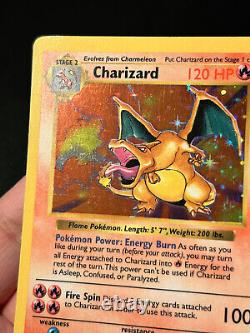 Carte Pokémon Ombreless Charizard Base Set 4/102 Holo Rare
