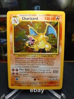 Charizard 4/102 Carte Pokémon TCG Brillante Rare Holo Édition de Base Illimitée ENGLISH LP-MP