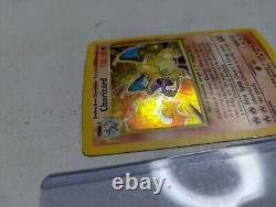 Charizard Base Set 4/102 Holo Rare Illimité Shadow Pokémon TCG Très Abîmé