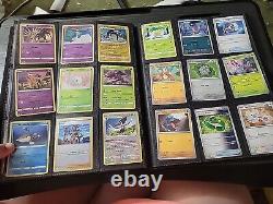 Collection de classeur de cartes Pokemon Charizard Pikachu V Max V Holo Rare Revers