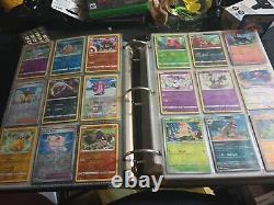 Collection de classeur de cartes Pokemon Charizard Pikachu V Max V Holo Rare Revers 500+