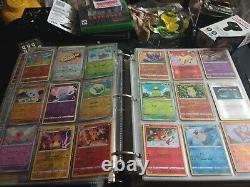 Collection de classeur de cartes Pokemon Charizard Pikachu V Max V Holo Rare Revers 500+