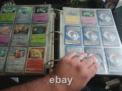 Collection de classeur de cartes Pokemon Charizard Pikachu V Max V Holo Rare Revers 500+