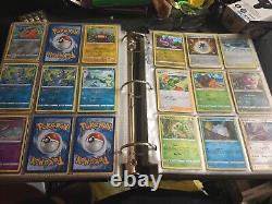 Collection de classeur de cartes Pokemon Charizard Pikachu V Max V Holo Rare Revers 500+