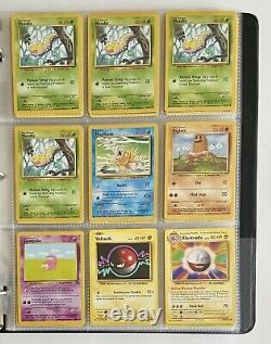 Collection rare de cartes Pokémon Vtg Lot de 180 cartes avec Holos / Rev Holos & Binder