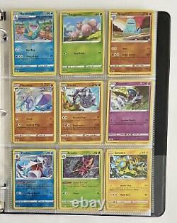 Collection rare de cartes Pokémon Vtg Lot de 180 cartes avec Holos / Rev Holos & Binder