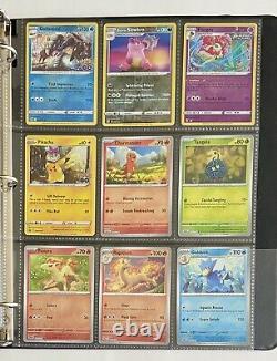 Collection rare de cartes Pokémon Vtg Lot de 180 cartes avec Holos / Rev Holos & Binder