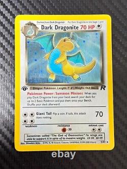 Dark Dragonite Holo 5/82 Team Rocket Unlimited translates to 'Dragonite Obscur Holo 5/82 Team Rocket Illimité' in French.