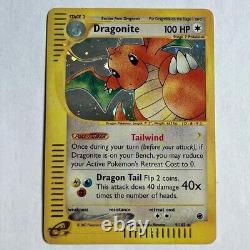 Dragonite 9/165 Expedition Base Set Holo Rare Pokemon Card Near Mint <br/>
 
<br/>Traduction en français: Carte Pokemon rare Dragonite 9/165 de l'ensemble de base de l'expédition en Holo, en état presque neuf