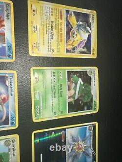 Lot de cartes Pokémon 2002-2009 RARE Comprend les espèces Delta