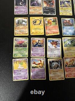 Lot de cartes Pokémon 2002-2009 RARE Comprend les espèces Delta