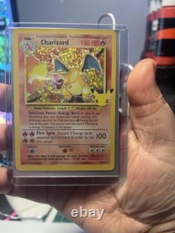 Lot de cartes Pokémon Charizard, Mew Secret Rare, Urshifu Vmax