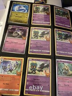 Lot de cartes Pokemon en vrac, avec des cas de cartes Holo rares et un classeur inclus