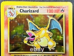 Set de base Pokemon Charizard 4/102 Rare Holo